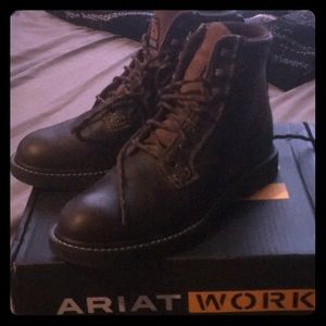 Brand new ARIAT work boots
